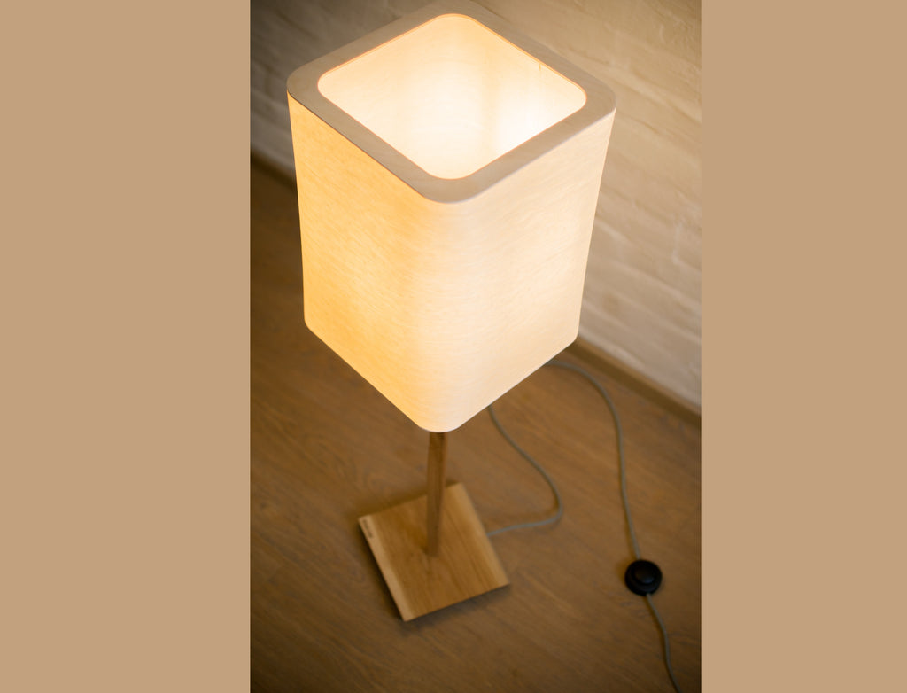 Stehlampe Furnier Quader weiß – Eiche/Buche