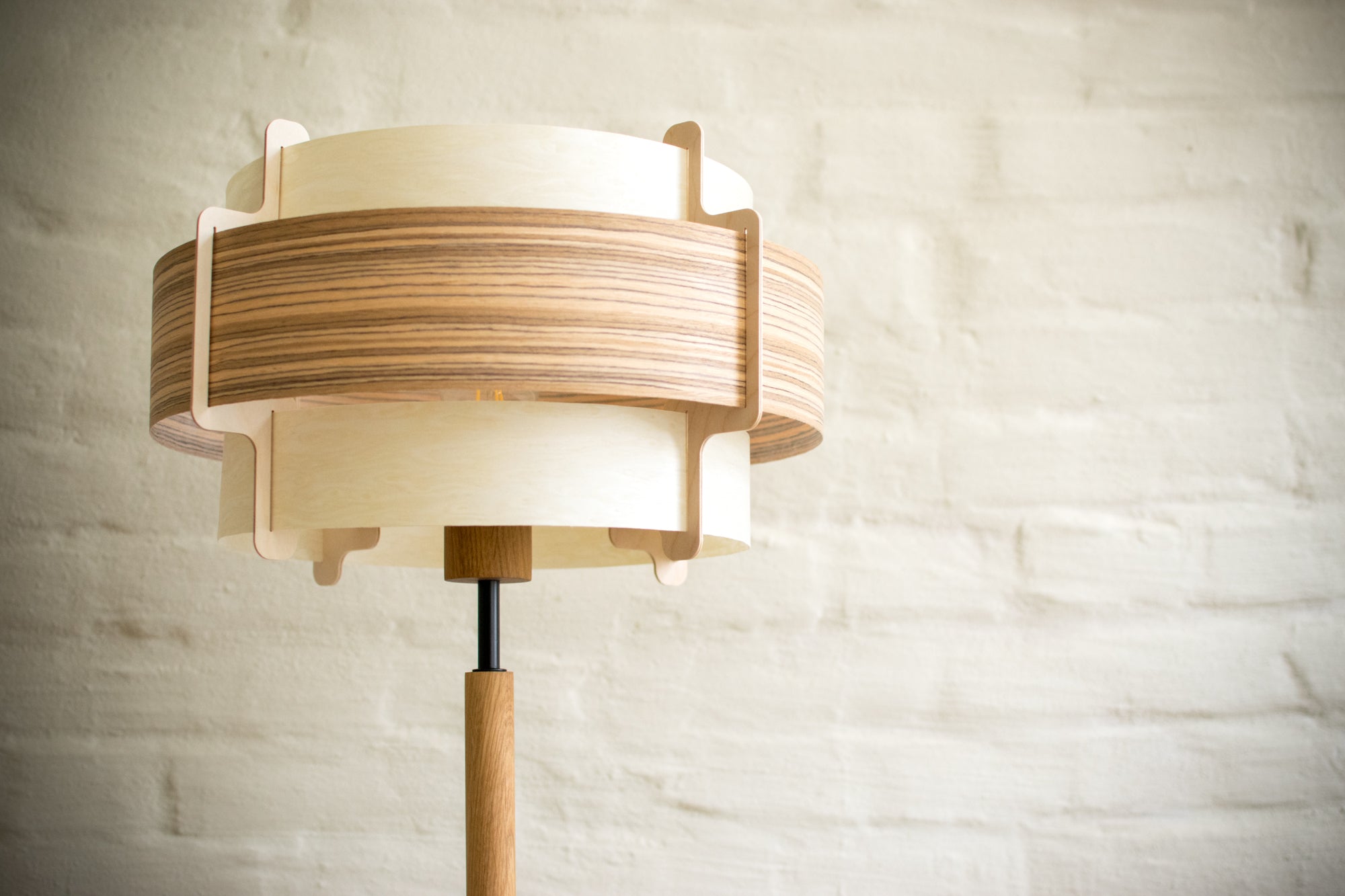 Stehlampe Zylinder – braun/weiß